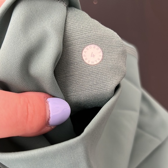 Lulu Lemon Wunder Under Leggings - Picture 4 of 4